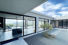 The-Perfect-Getaway-Coi-Zen-Garden